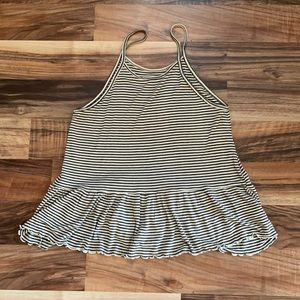 American Eagle ruffle bottoms tank top